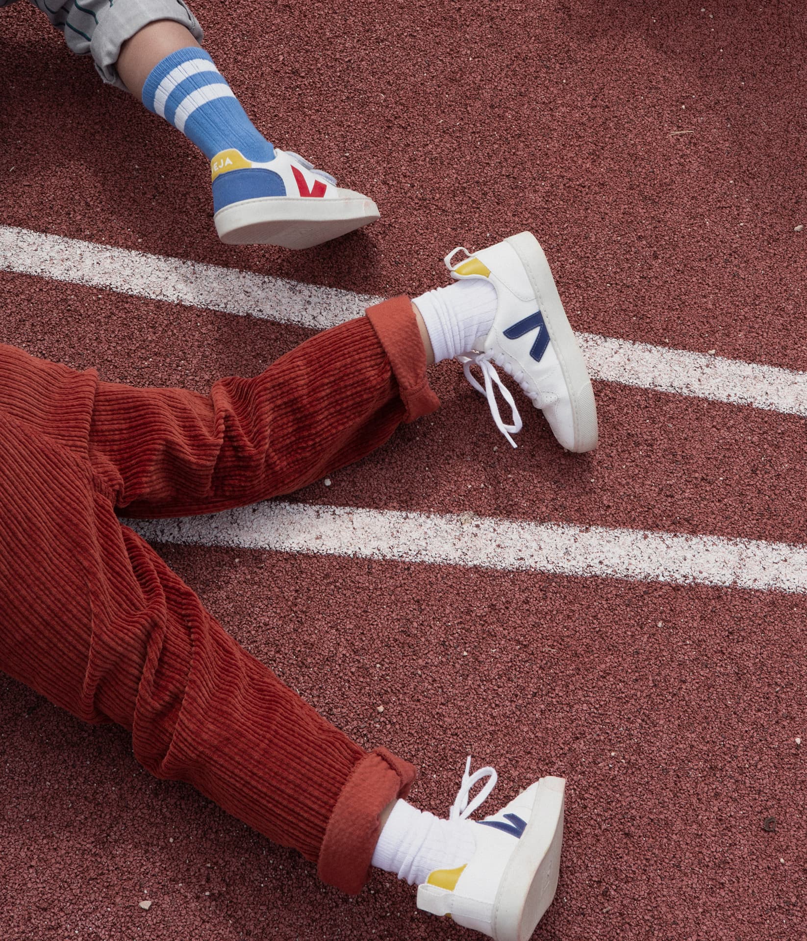Veja — Veja · photo Alice Cuvelier, stylisme Léonie Escolivet